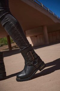 Milwaukee Leather MBL9399 Women’s 9-Inch Triple Buckle Black Leather Harness Biker Boots w/ Side Zipper - Image 2