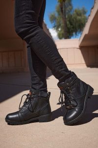 Milwaukee Leather MBL9399 Women’s 9-Inch Triple Buckle Black Leather Harness Biker Boots w/ Side Zipper - Image 10
