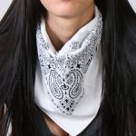 Hot Leathers BAP1005 Classic White Paisley Bandana - Image 3