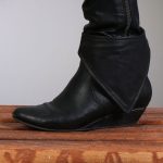 Hot Leathers FAA1001 Black Leather Boot Scarf - Image 3