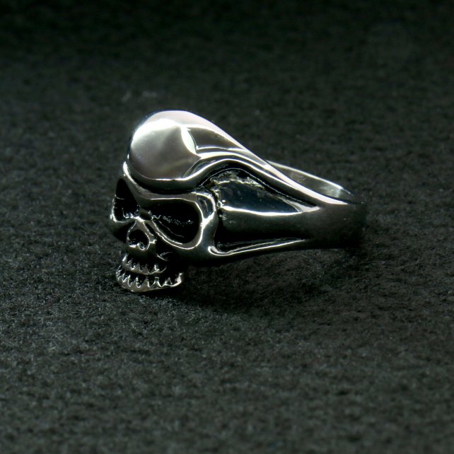 Hot Leathers JWR2103 Men’s Punisher Skull Stainless Steel Ring
