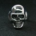 Hot Leathers JWR2104 Men’s Smooth Skull Stainless Steel Ring - Image 2